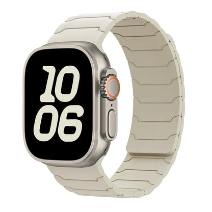 Magnetic Silicone Strap for Apple Watch Ultra 2, Series 10/9/8/7 (49mm-38mm)