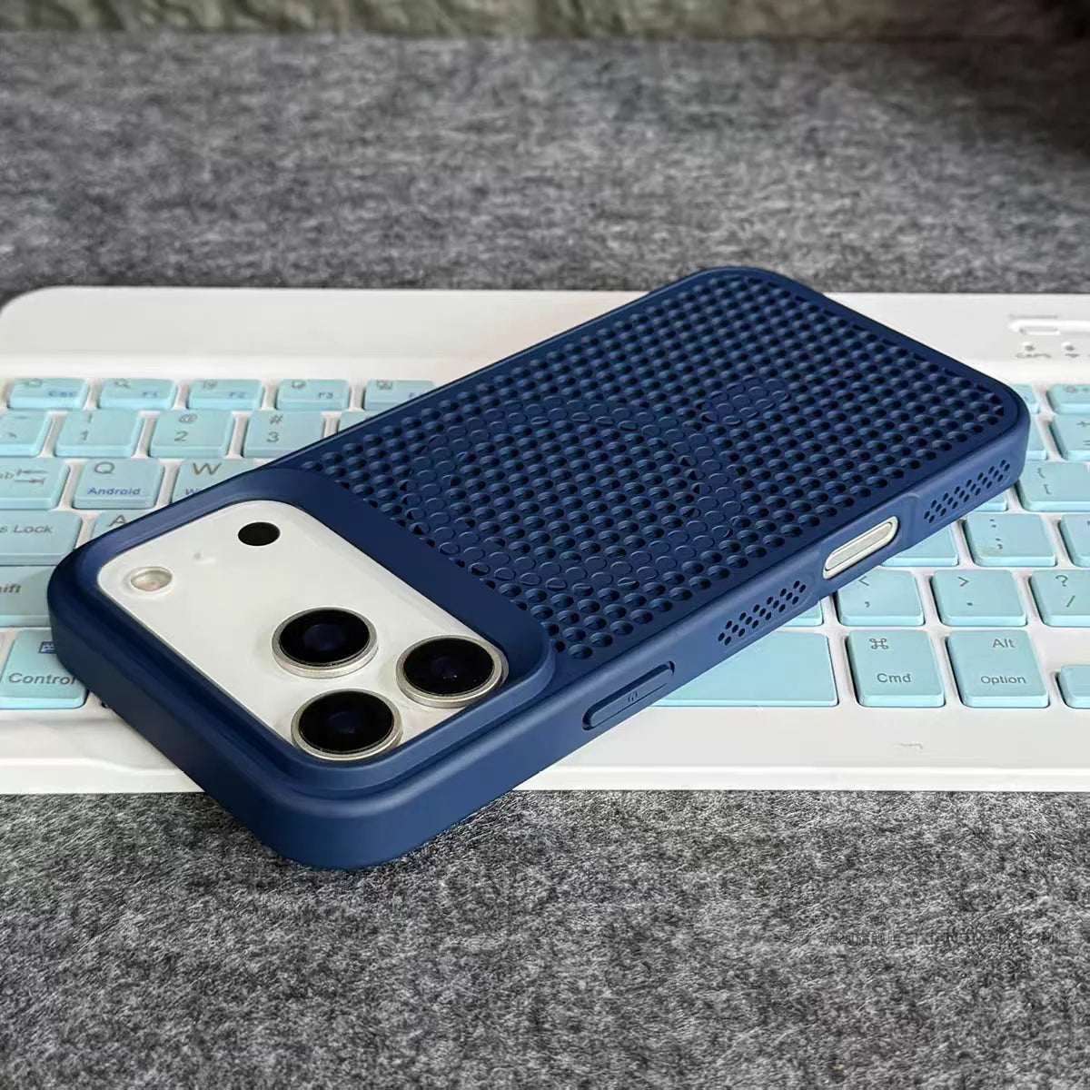 Hollow Mesh Cooling MagSafe Case for iPhone 14/13/12 Pro Max Plus Magnetic Cover