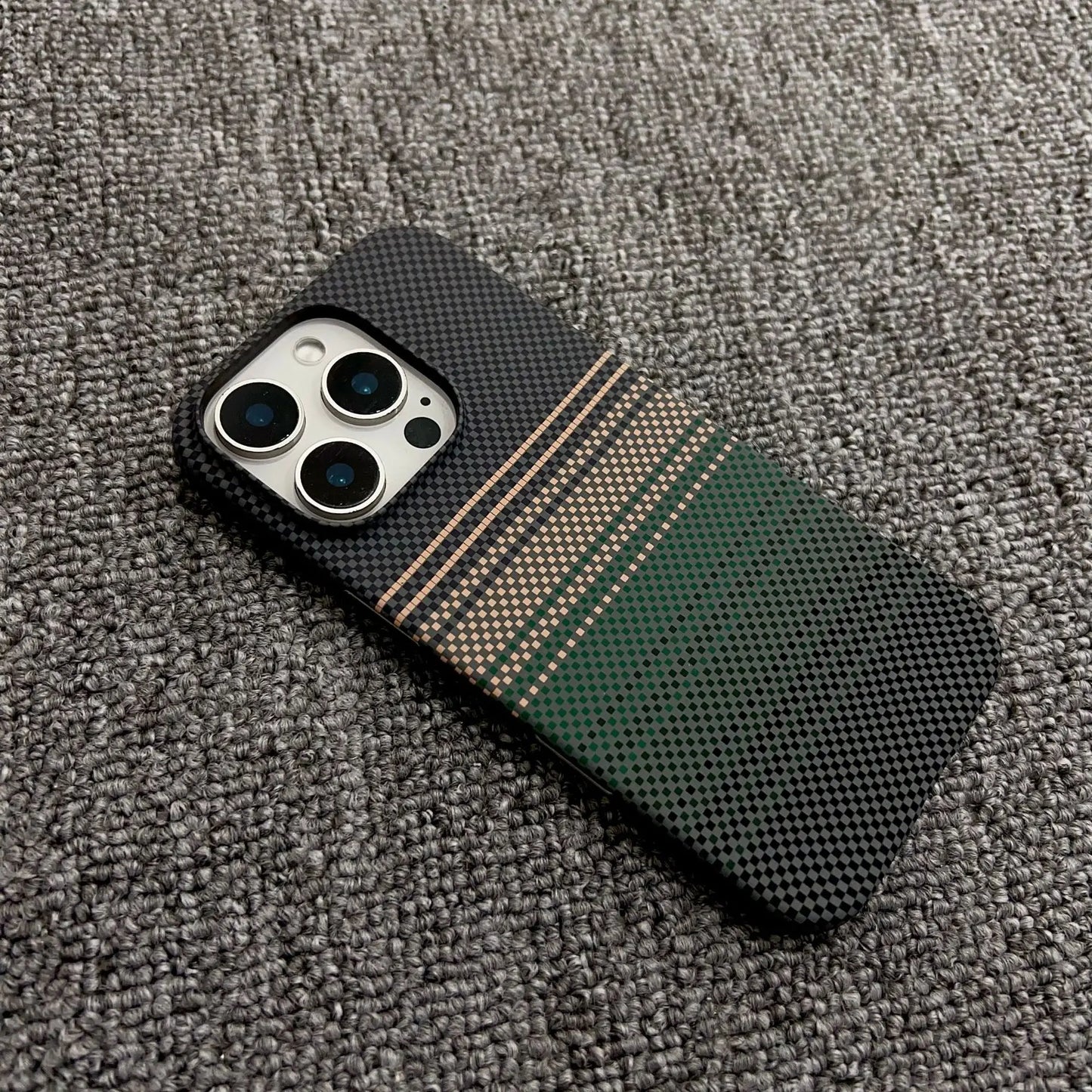 Carbon Fiber MagSafe Case for iPhone 15 14 13 Ultra Slim Magnetic Hard Cover