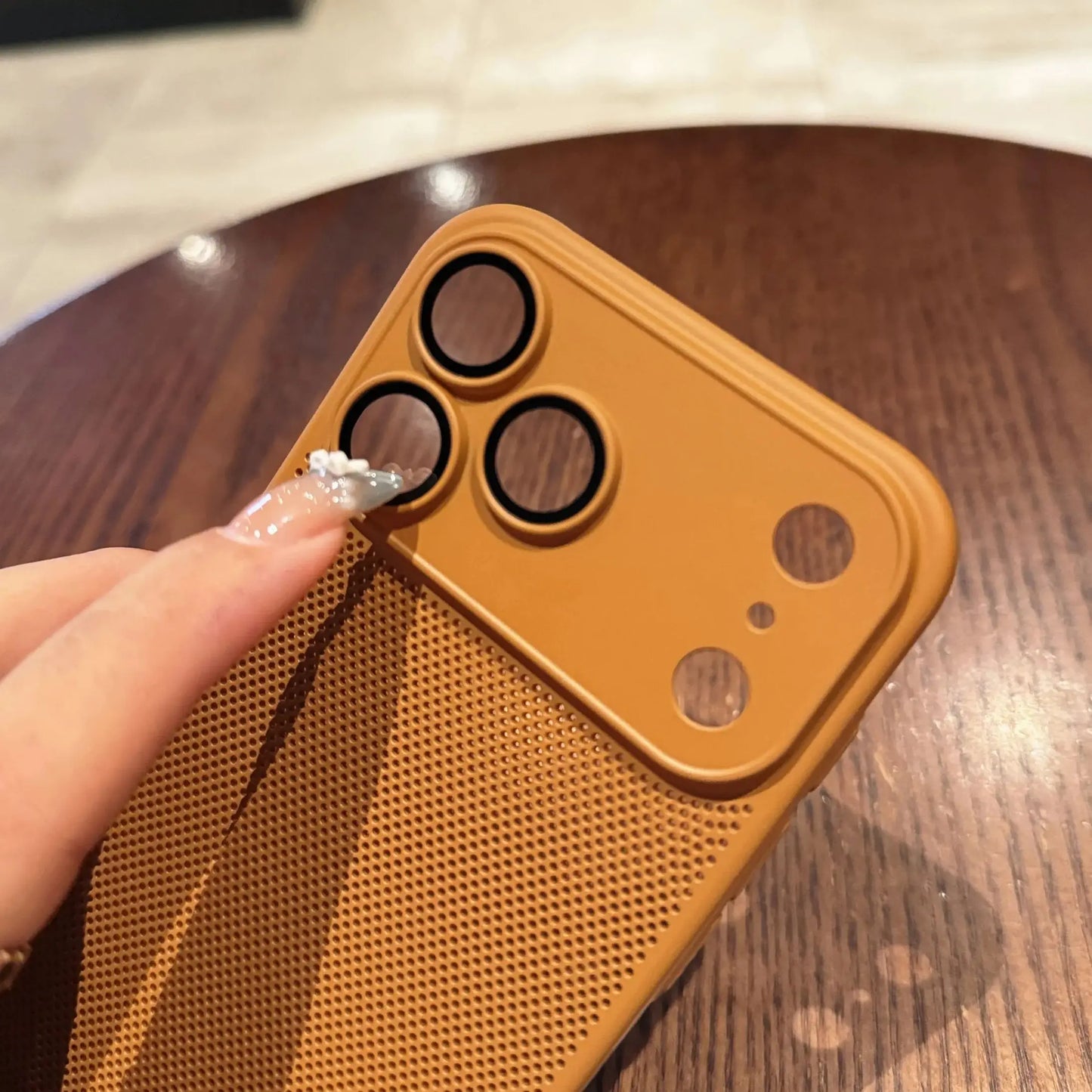 Cooling Grid Heat Dissipation Case For iPhone 17 Air / 17 Pro Max / 16 / 16E