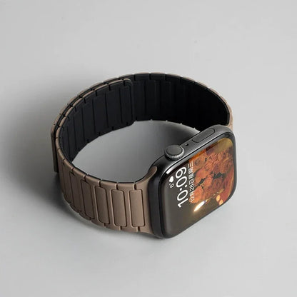 Magnetic Silicone Band for Apple Watch Ultra 2 Series 10–3 (49mm–40mm)