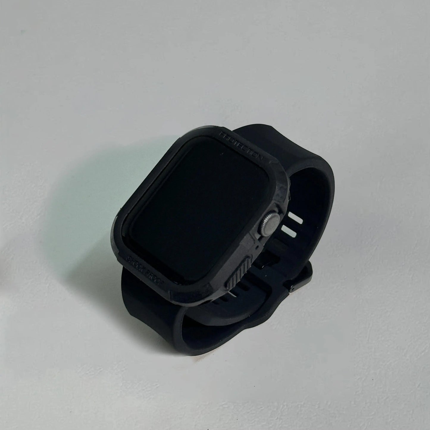 Silicone Case with Strap for Apple Watch 38–46mm Series Ultra 3–5