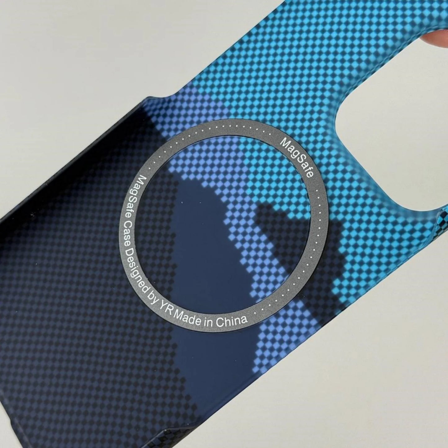 Carbon Fiber MagSafe Case for iPhone 15 14 13 Ultra Slim Magnetic Hard Cover