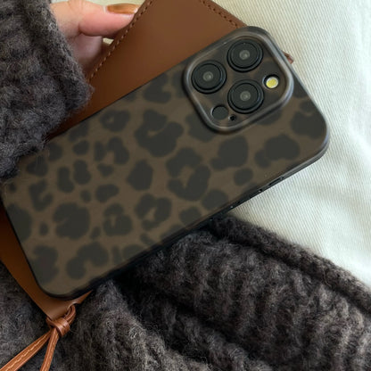 Retro Art Gray Brown Leopard Print Matte Case for iPhone 11–16 Pro Max