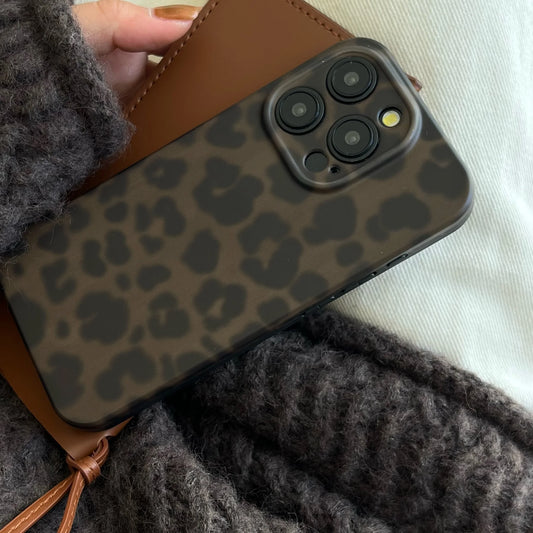 Retro Art Gray Brown Leopard Print Matte Case for iPhone 11–16 Pro Max