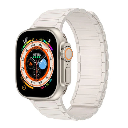 Magnetic Silicone Strap for Apple Watch Ultra 2 & Series 9–4 | 49–38mm Band